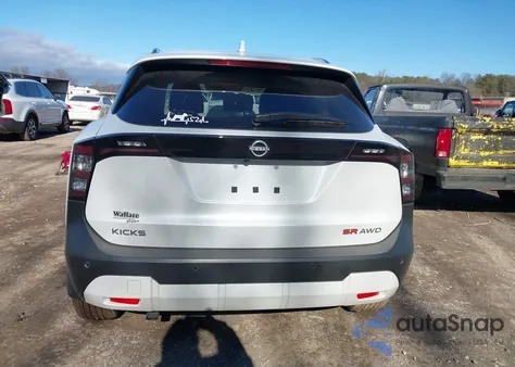 2025 Nissan Kicks Sr Intelligent Awd из США, поврежденный, VIN 3N8AP6DB9SL332785